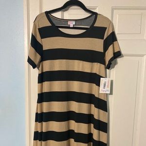 Lularoe Carly dress